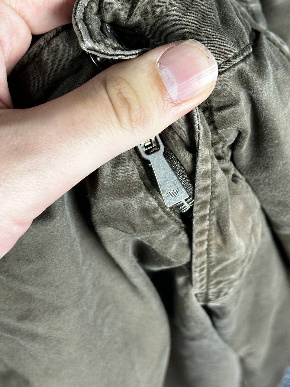 Armani × Emporio Armani Vintage Emporio Armani Low Rise Olive Distressed Pants Size US 34 / EU 50 - 8 Thumbnail