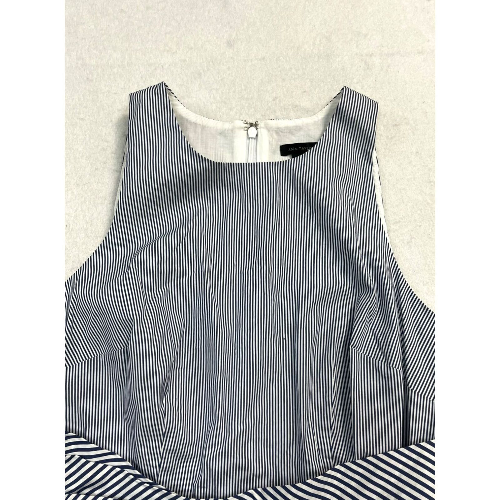 Ann Taylor VINTAGE? Women’s Ann Taylor Dress Sundress Knee Length Striped Twist Front Blue 4 Womens Regular Cotton Back Zipper 100% Cotton blue? Size S / US 4 / IT 40 - 3 Thumbnail
