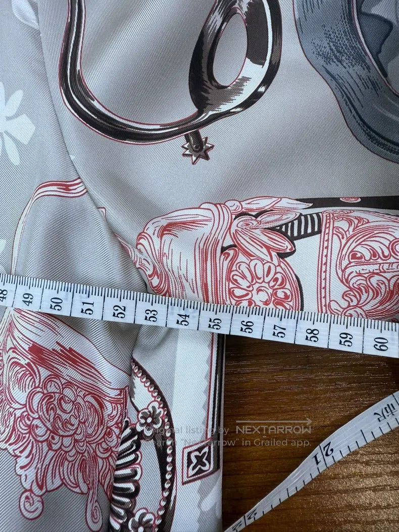 Hermes Hermes Silk Shirt, Size 36, Grey Mule Print, 100% Silk Fab Size XS / US 0-2 / IT 36-38 - 6 Thumbnail