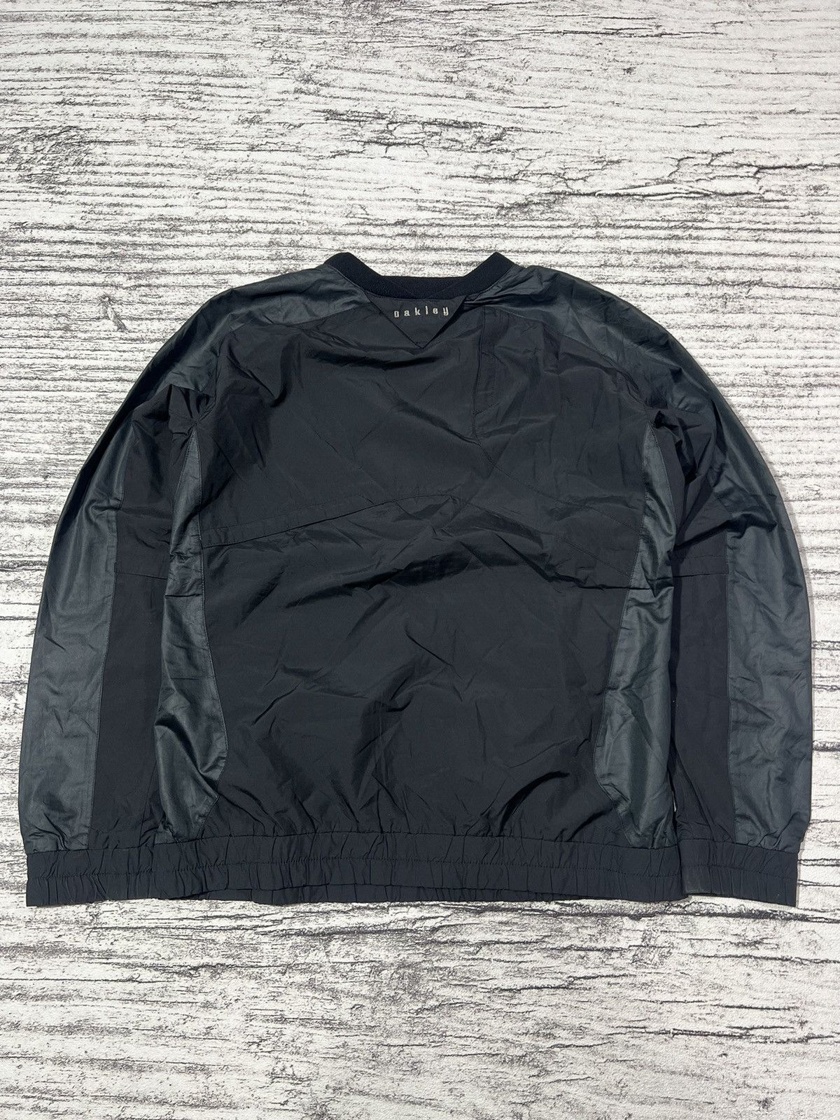 Comme des Garcons 2000s Oakley Software Iconic Logo V-neck Nylon Gimmick y2k Size US M / EU 48-50 / 2 - 3 Thumbnail
