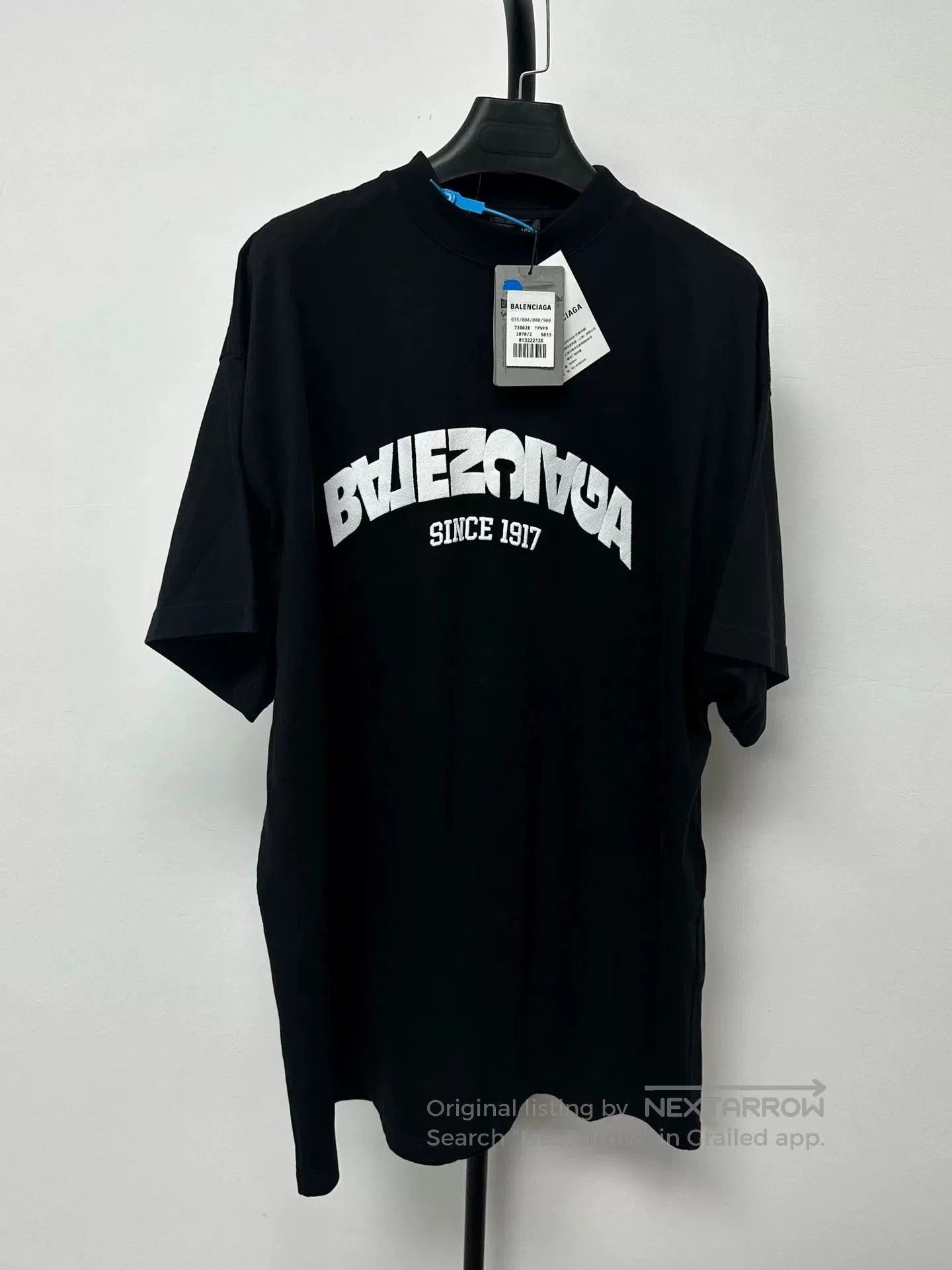 Balenciaga Balenciaga Asymmetric Inverted Logo Tee. Size US L / EU 52-54 / 3 - 1 Thumbnail