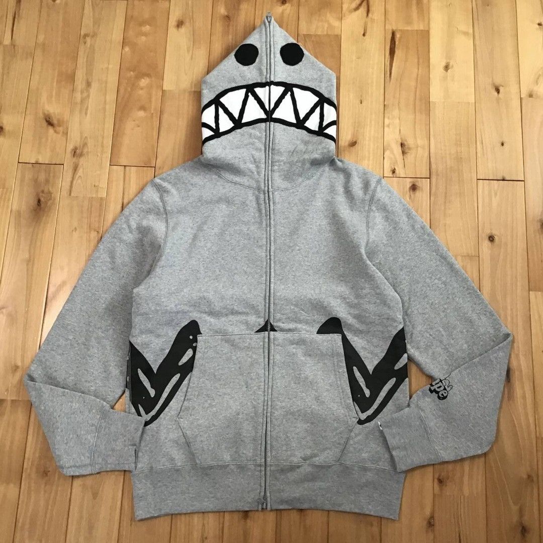 Bape BAPE × Peanuts Snoopy shark full zip hoodie a bathing ape Size US L / EU 52-54 / 3 - 1 Thumbnail