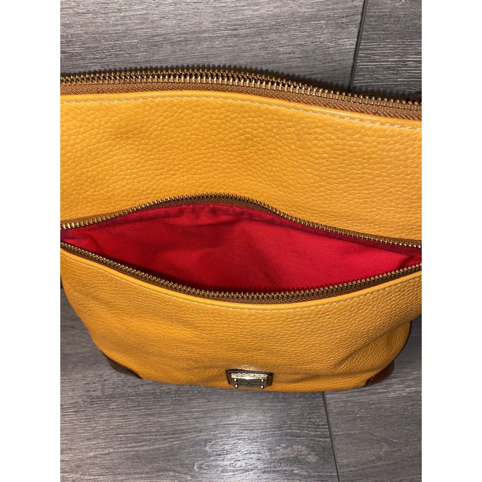 Dooney & Bourke Dooney & Bourke Pebble Leather Crossbody bag marigol A260501 Size ONE SIZE - 17 Thumbnail