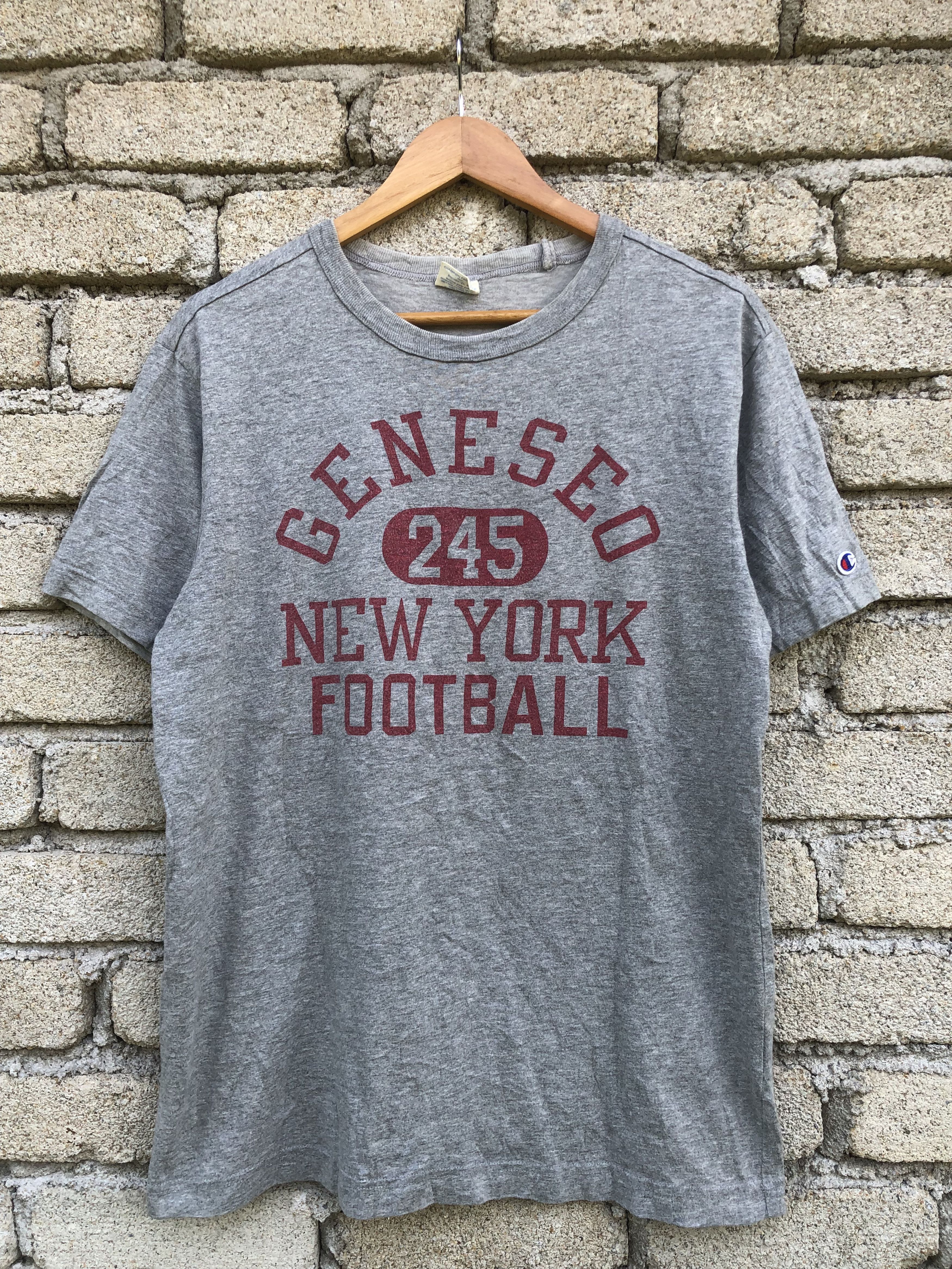 Champion Vintage 90s Champion Geneseo New York Football Tee Size US L / EU 52-54 / 3 - 1 Thumbnail