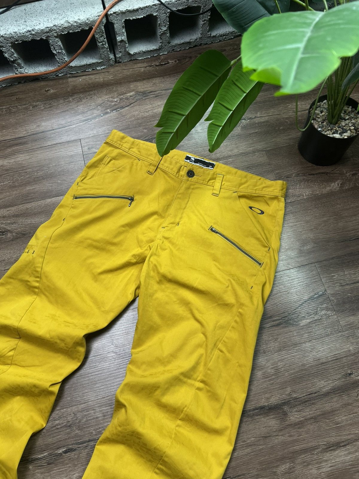 Oakley OAKLEY HYDROLIX EMBROIDED PANTS RARE GORPCORE Size US 36 / EU 52 - 4 Thumbnail