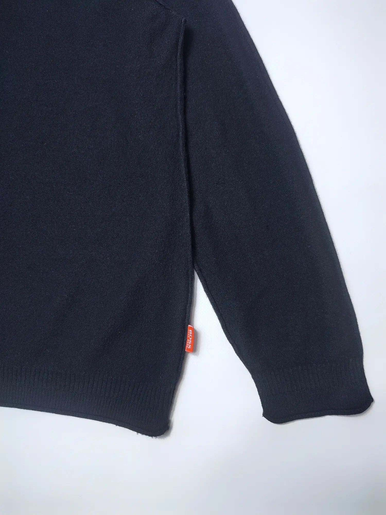 Hugo Boss × Vintage Hugo Boss Vintage Wool Sweater Size US M / EU 48-50 / 2 - 9 Thumbnail
