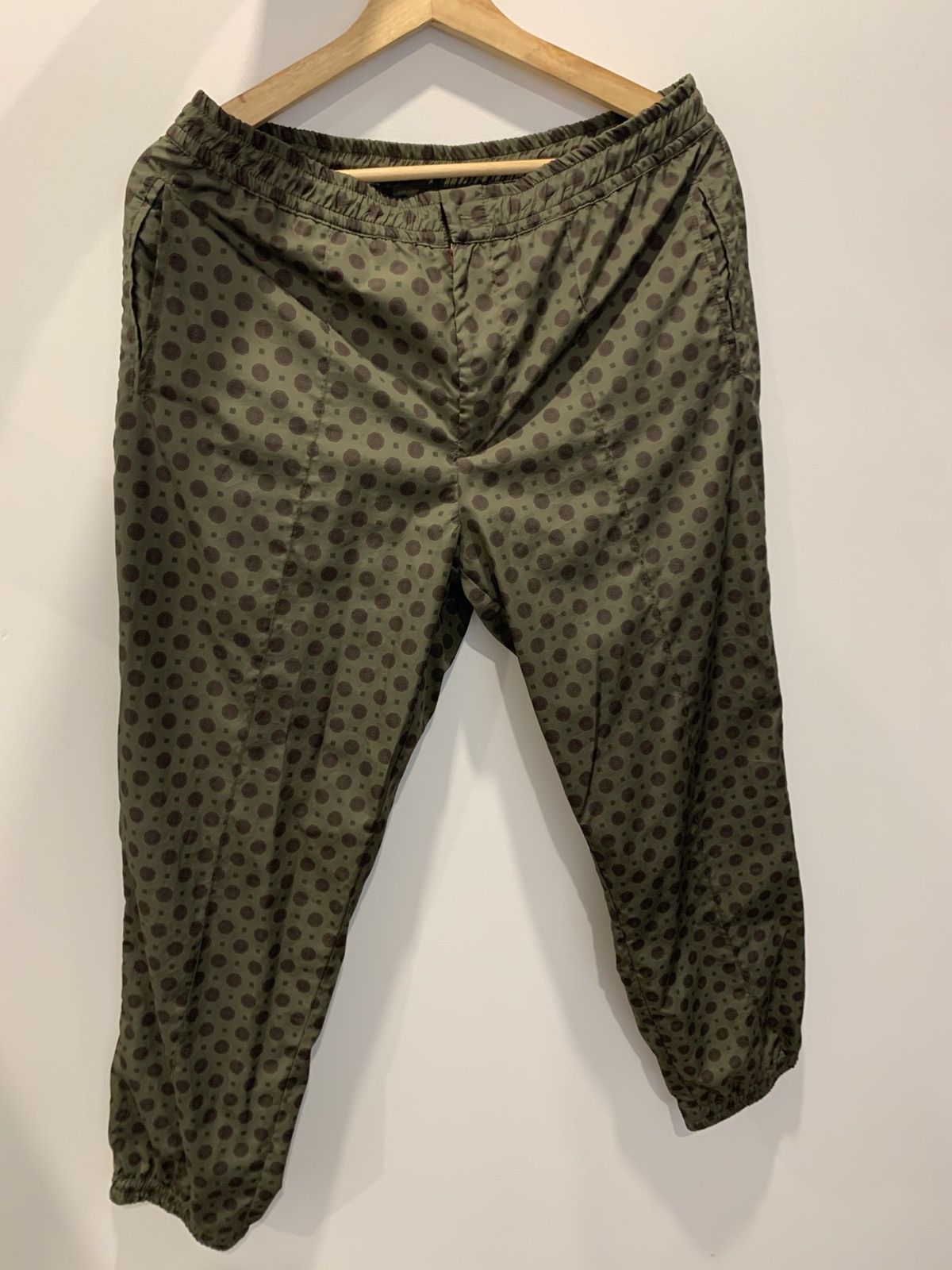 Emiliano Rinaldi Emiliano Rinaldi tiled green pants Size US 30 / EU 46 - 1 Thumbnail