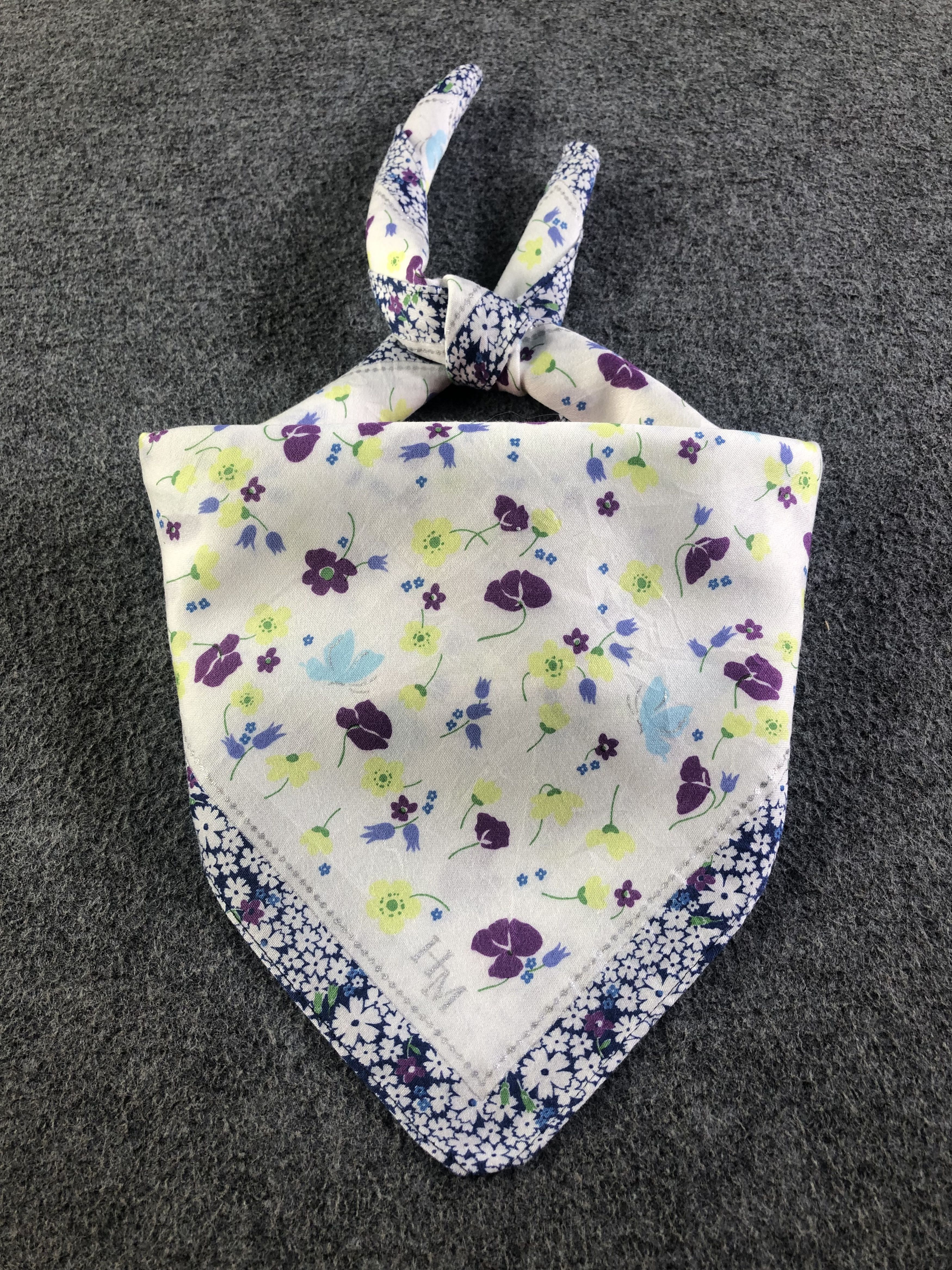 Hanae Mori Hanae Mori Handkerchief / Bandana / Neckerchief C421 Size ONE SIZE - 1 Thumbnail