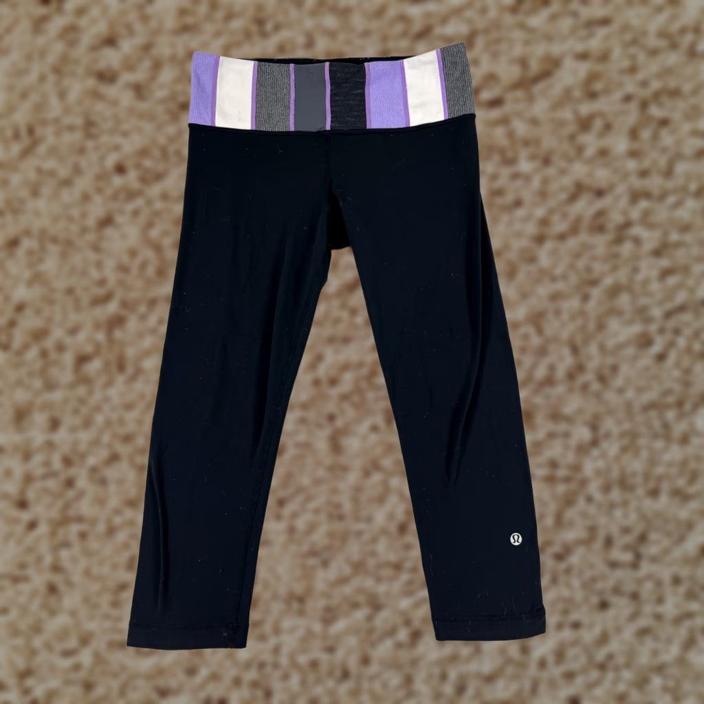 Lululemon Lululemon Leggings Capri 20" Inseam Purple Black Womens 6 Athletic Yoga Run Activewear Capris Tight Stretch Baggy Style: Capri Size 28" / US 6 / IT 42 - 1 Thumbnail