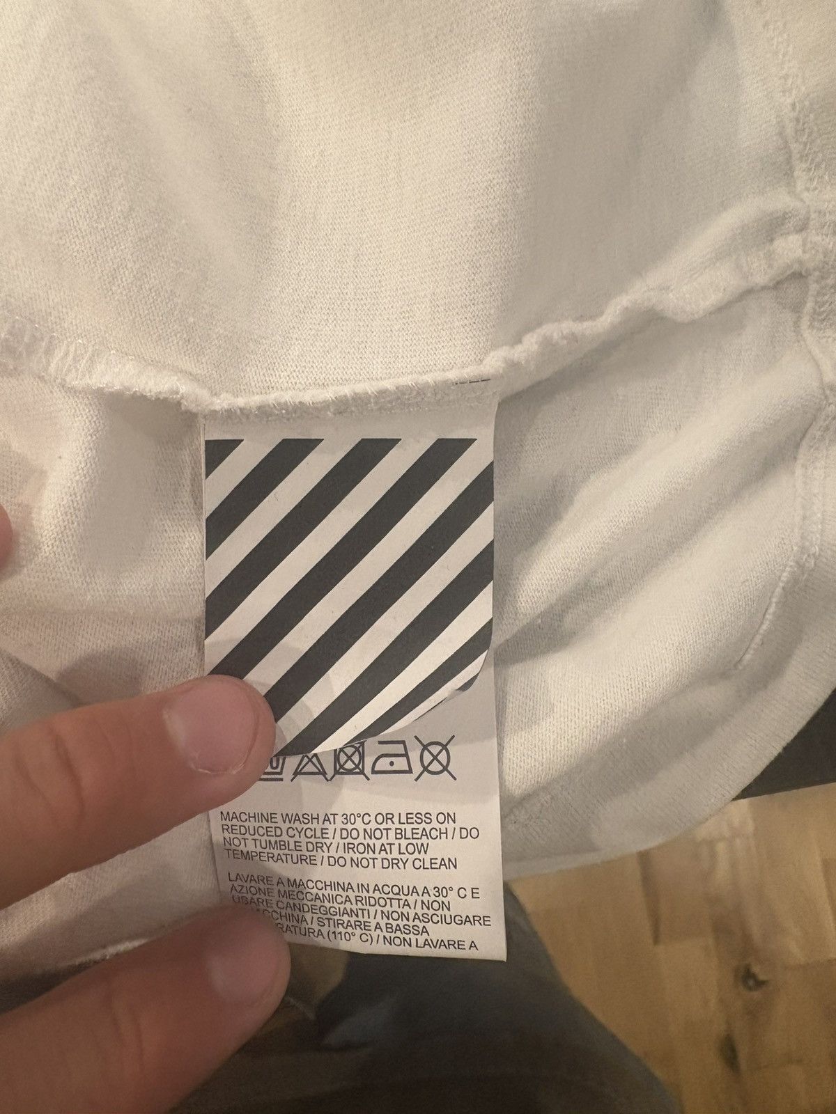 Off-White × The Simpsons Off White Bart Simpson Tee Size US L / EU 52-54 / 3 - 5 Thumbnail