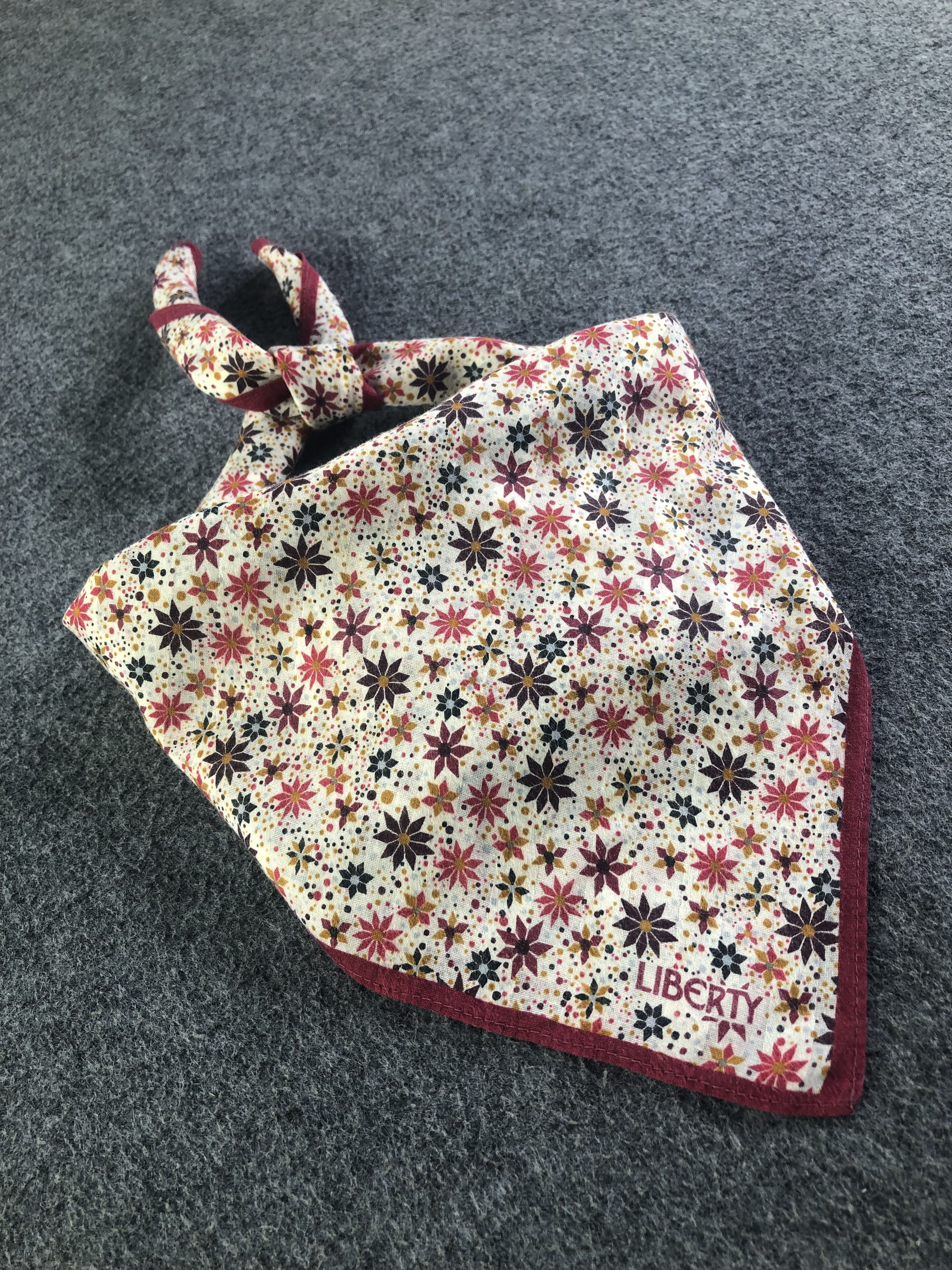 Liberty Liberty Floral Handkerchief / Bandana / Neckerchief C522 Size ONE SIZE - 2 Thumbnail