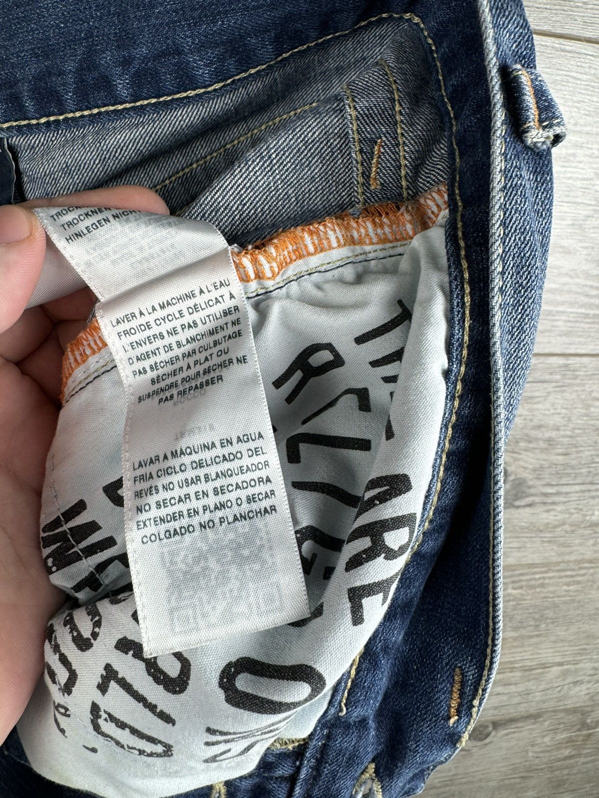 True Religion True Religion Jeans Japanese Big Logo Size 31 Size US 31 - 7 Thumbnail