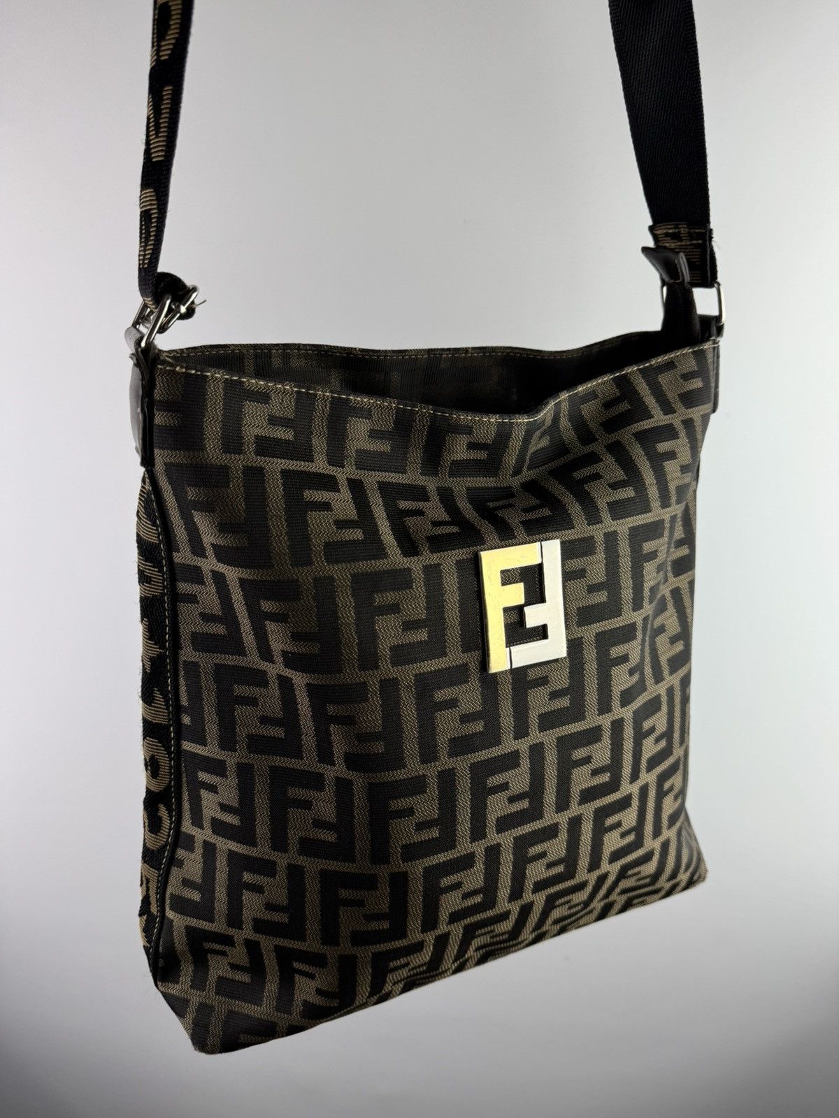 Fendi Vintage FENDI Zucca FF Monogram Brown Shoulder Bag Size ONE SIZE - 1 Thumbnail