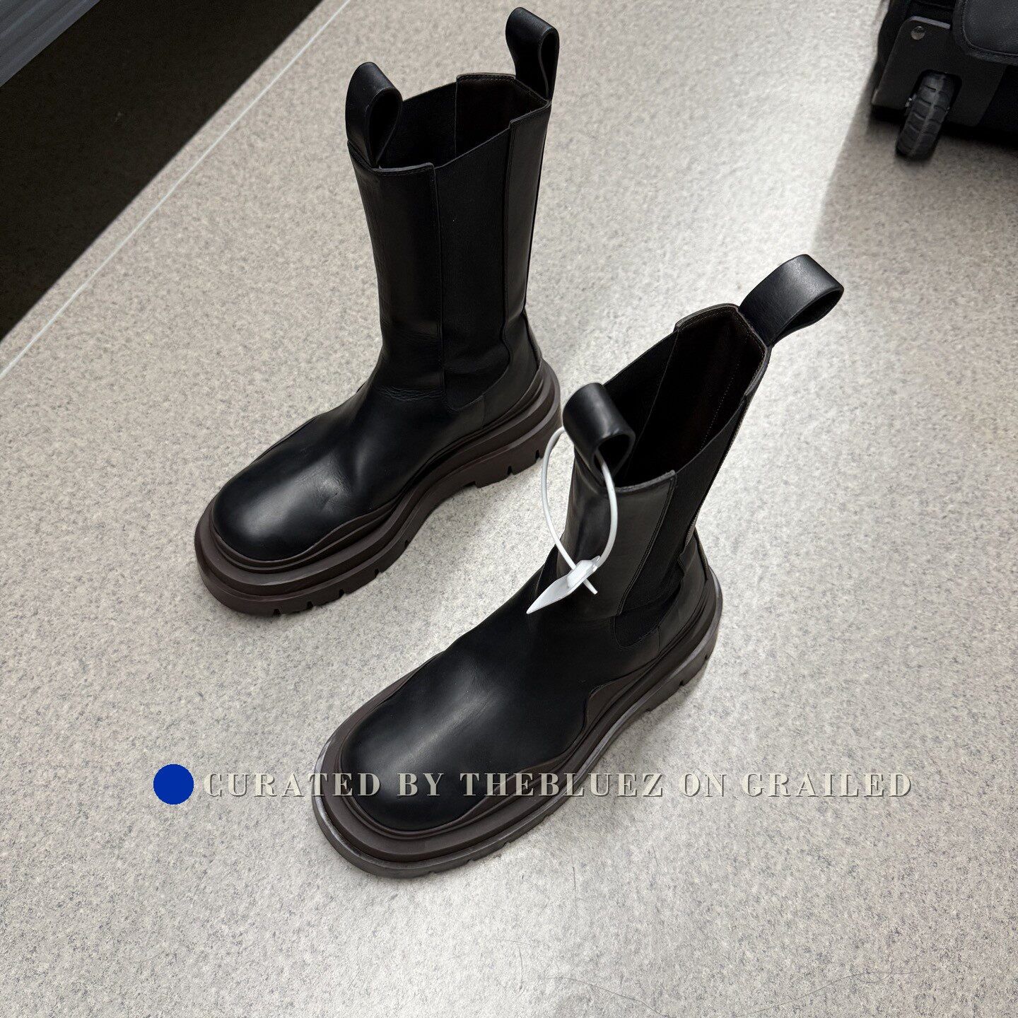 Bottega Veneta Bottega Veneta Black Brown Chelsea Boots Size US 7 / IT 37 - 1 Thumbnail