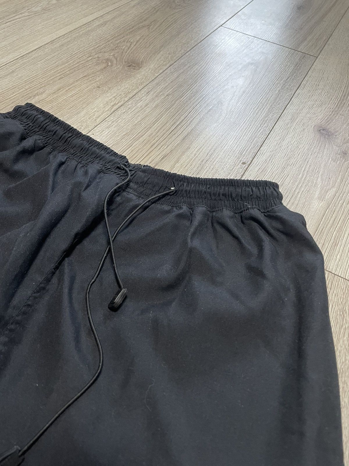 Nike Vintage Nike Premier Y2K Nylon Cargo Shorts Black Size M Size US 32 / EU 48 - 7 Thumbnail