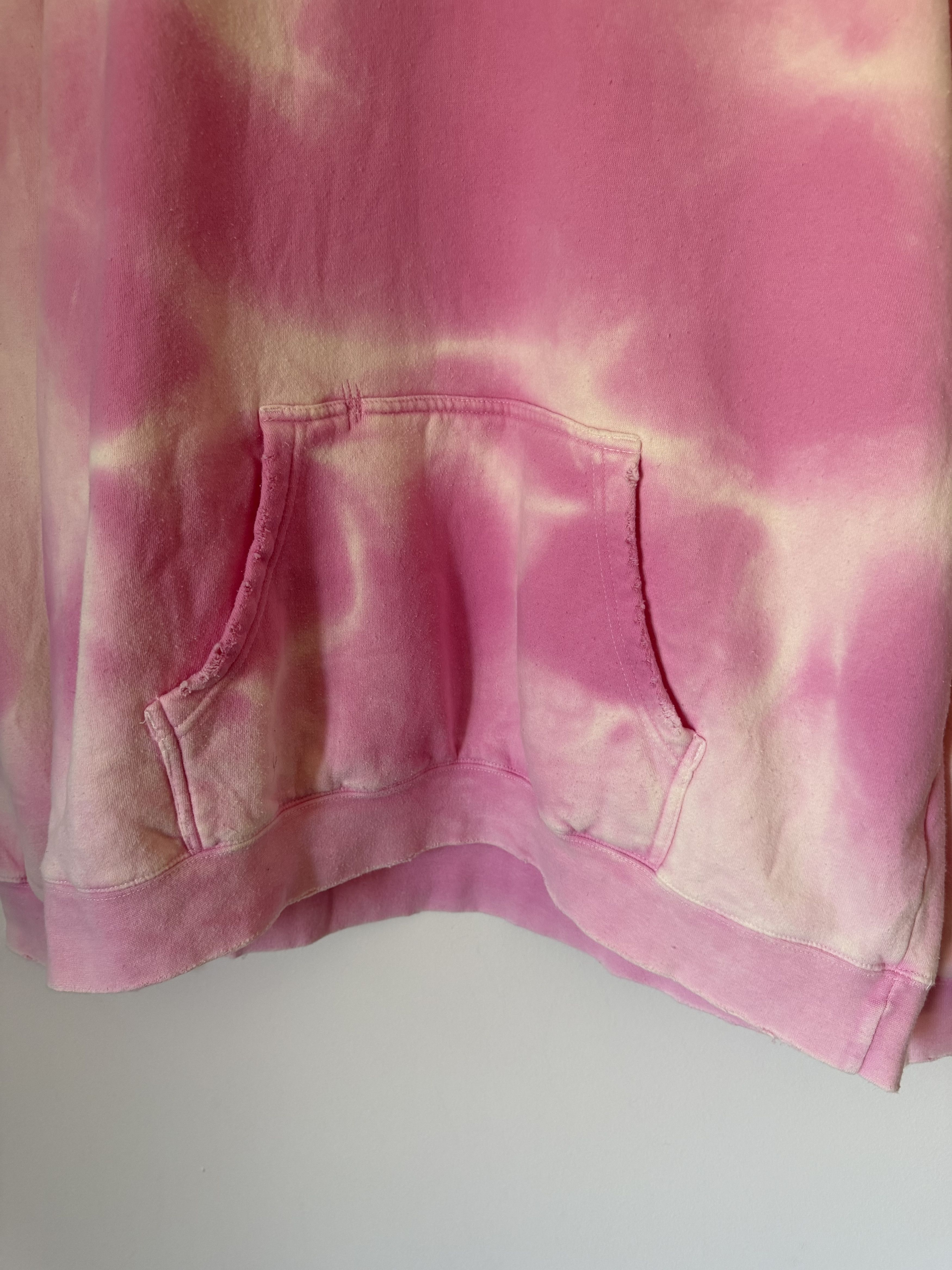 Gallery Dept. Gallery Dept. Centered Logo Sunfaded Hoodie in Pink Size US XXL / EU 58 / 5 - 3 Thumbnail