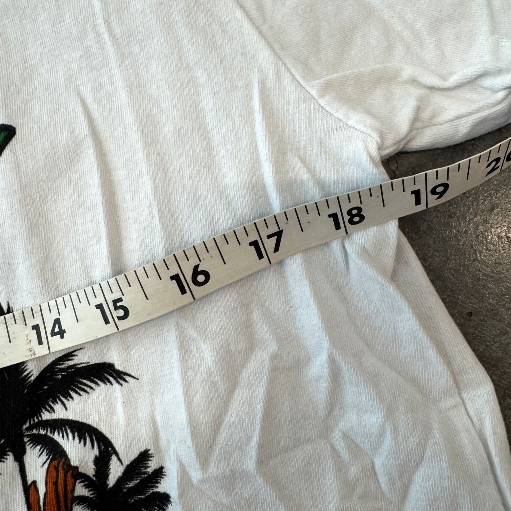 Vintage VINTAGE Jamaica Bob Marley White Graphic Tee Short Sleeve Large Men XS? Size US 31 - 4 Thumbnail
