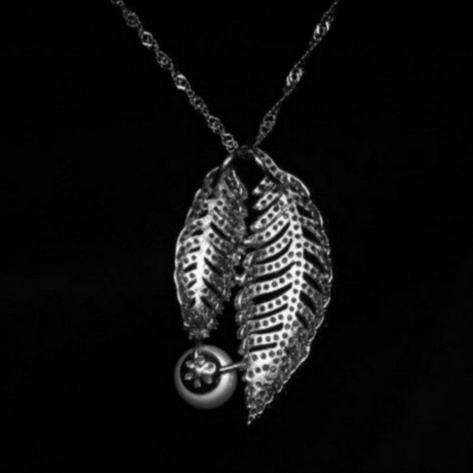 Other Double Leaves Necklace Pearl Pendant Sterling Silver NWT Size ONE SIZE - 10 Thumbnail