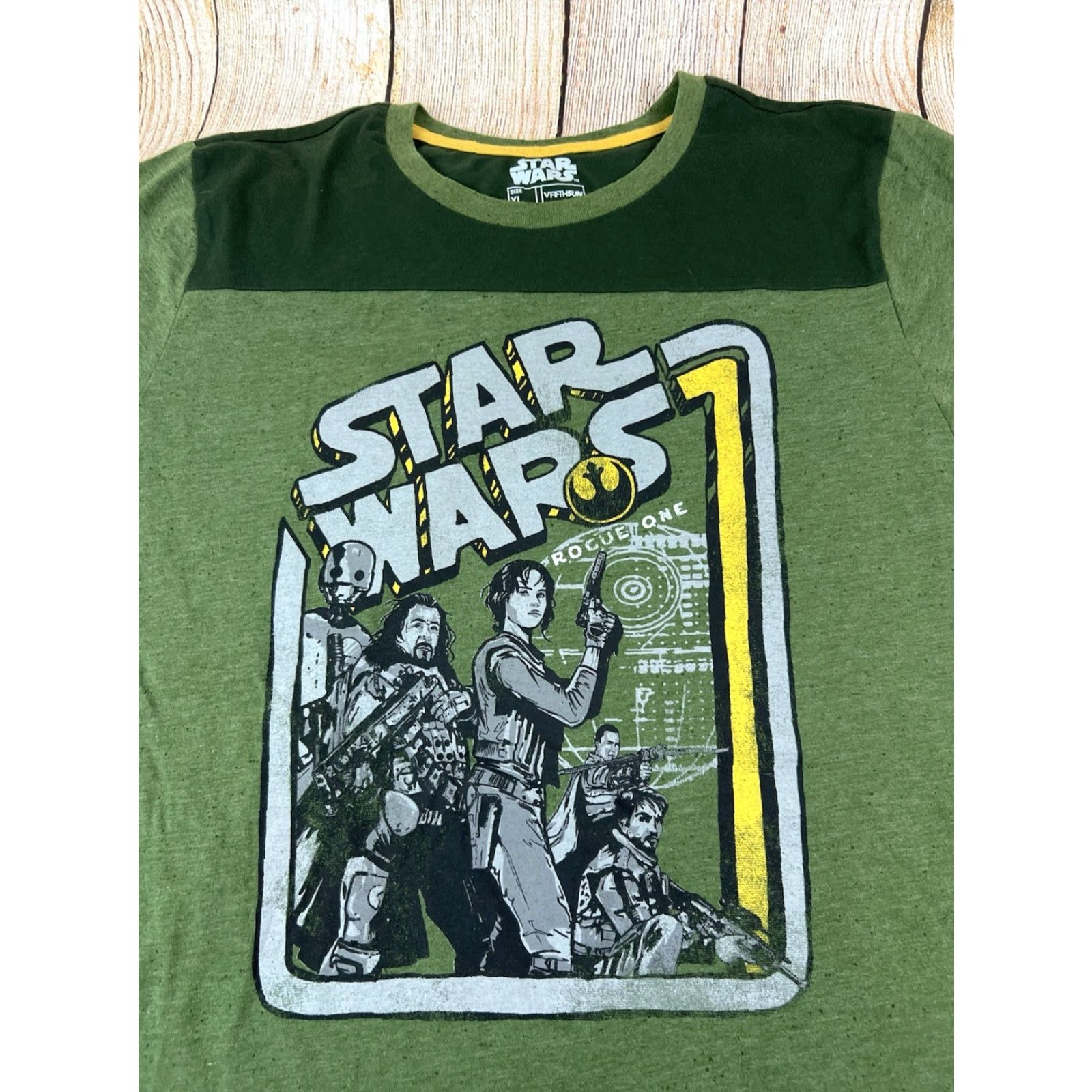 Star Wars Star Wars Rogue One Fifth Sun Green T Shirt XL Men Short Sleeve Regular Size Green Star Wars 90s Theme Discuss? Size US XL / EU 56 / 4 - 5 Thumbnail