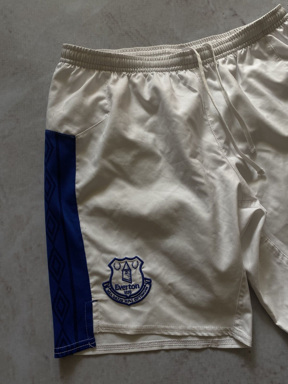 Chelsea Soccer × Umbro Vintage Umbro Chelsea Soccer Away Football shorts Hype Rare Size US 30 / EU 46 - 2 Thumbnail