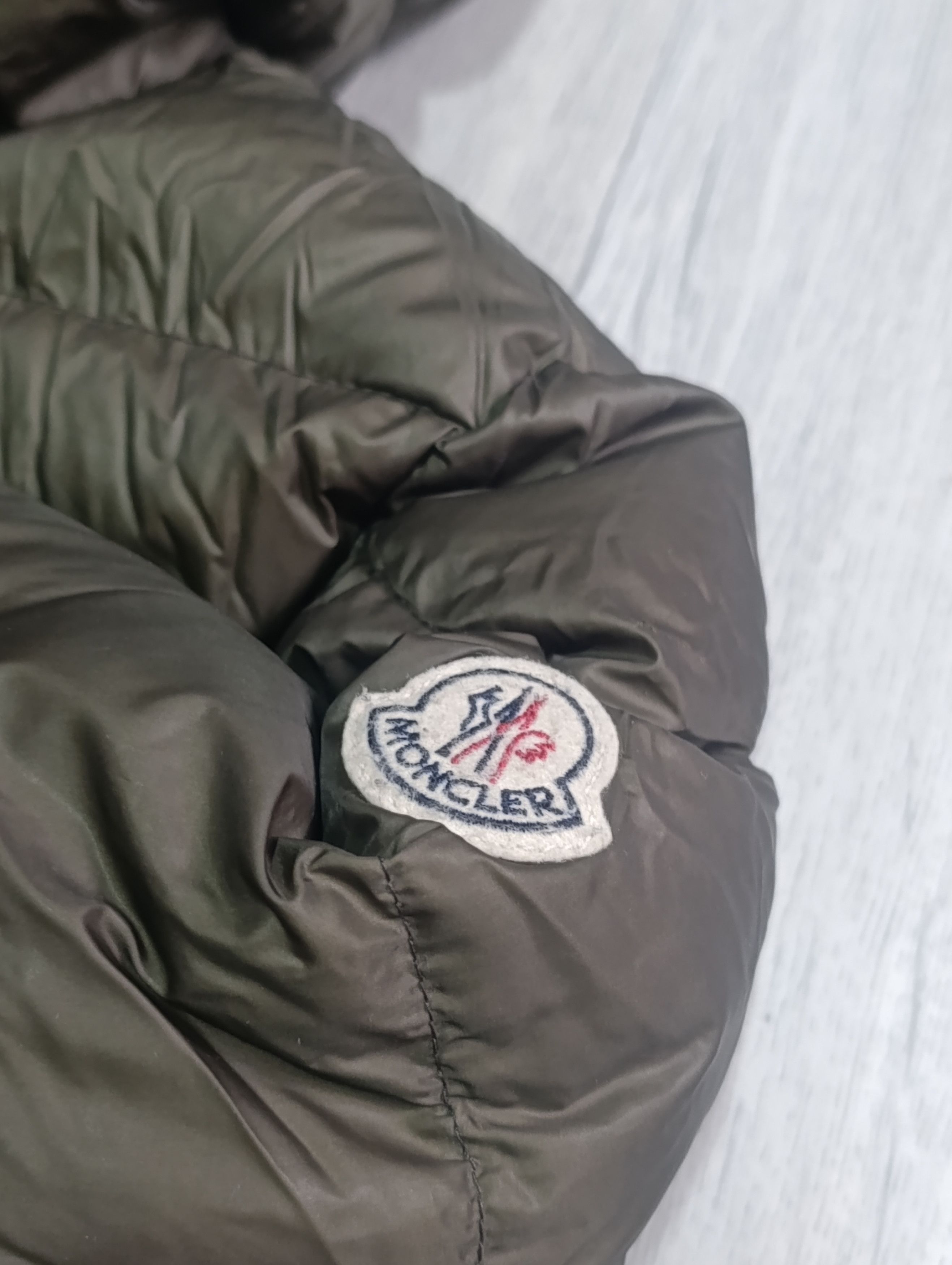 Moncler Moncler Bomber Jacket Downs For kids size : 10yo Size US S / EU 44-46 / 1 - 4 Thumbnail