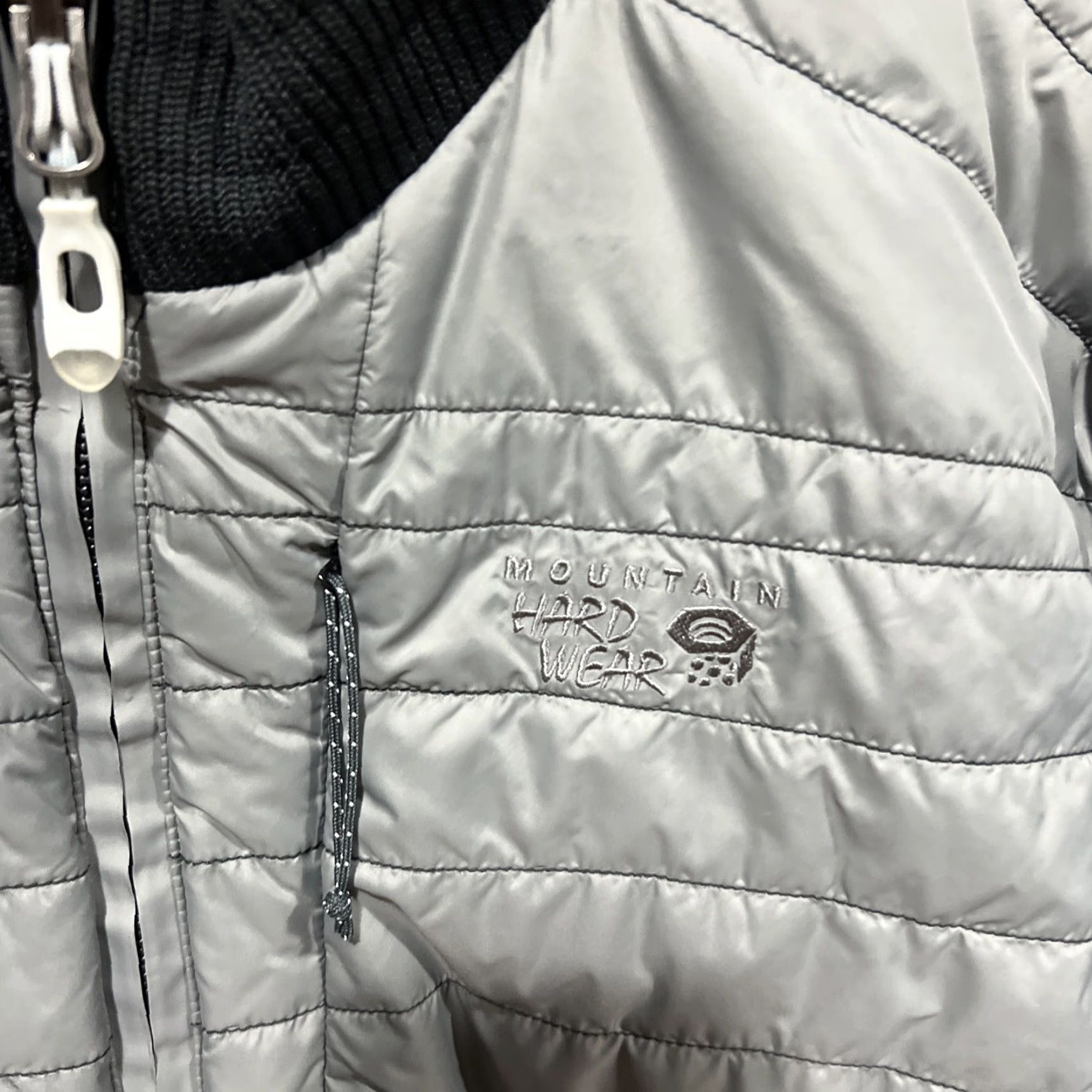 Mountain Hardwear VINTAGE Mountain Hardwear Reversible Jacket Coat Womens S Gray Mountain Hardwear Size S / US 4 / IT 40 - 2 Thumbnail