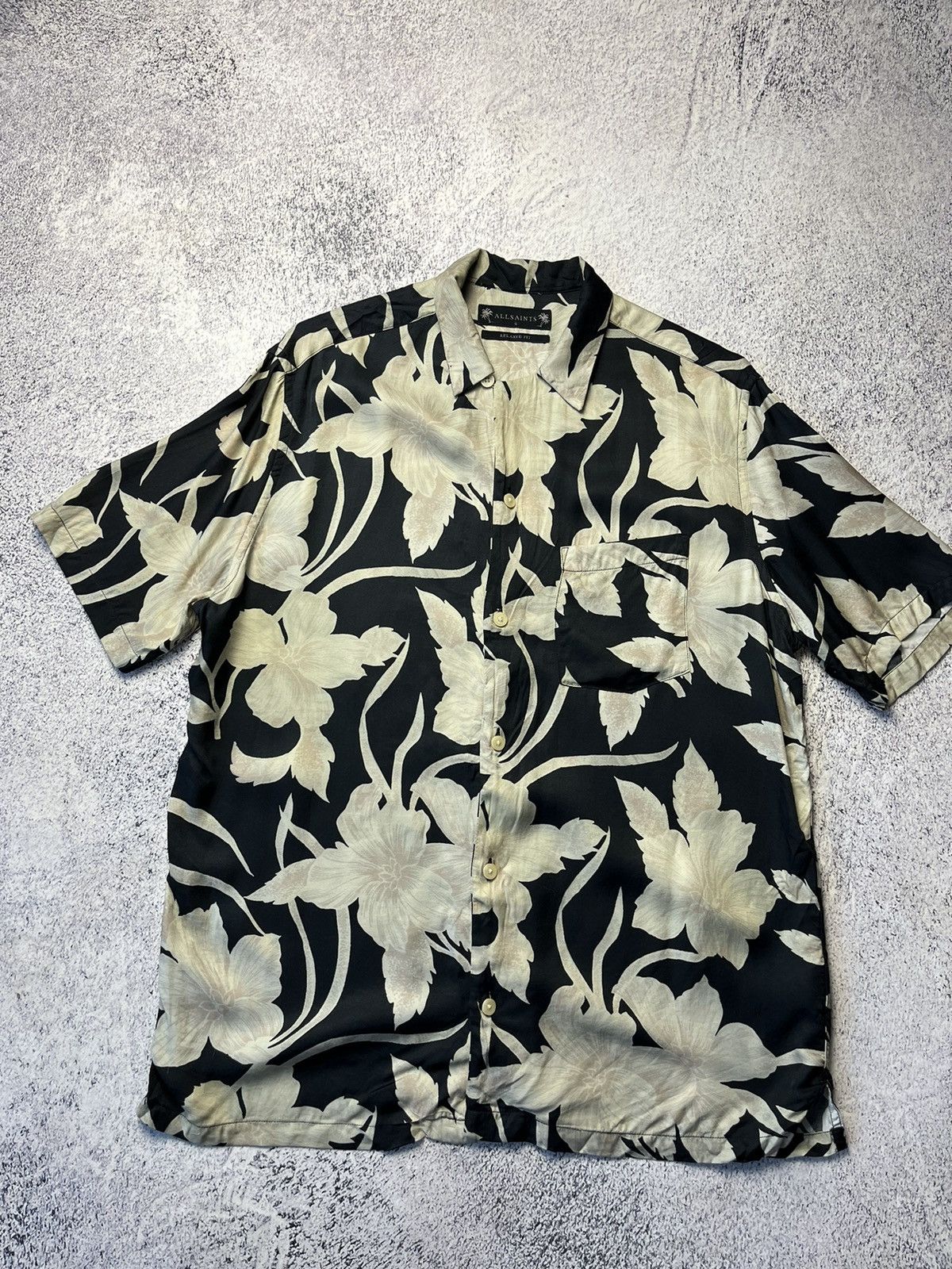 Allsaints Vintage Allsaints Viscose Y2K Hawaii Shirt Size US S / EU 44-46 / 1 - 6 Thumbnail