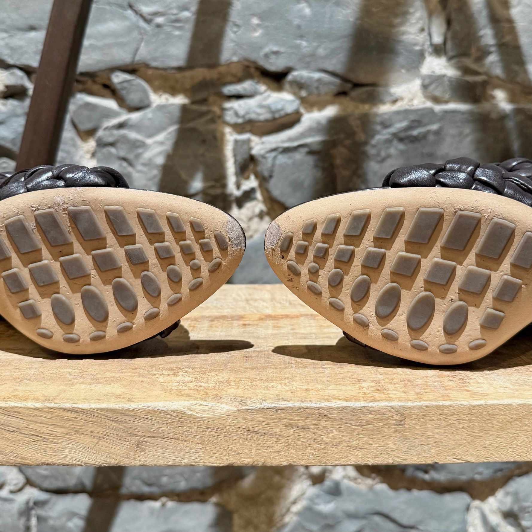 Bottega Veneta Bottega Veneta Brown Leather Woven The Curve Heeled Sandals Size US 6 / IT 36 - 9 Thumbnail