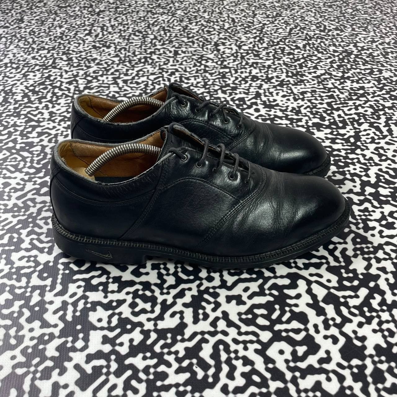 Vintage Vintage Y2K Nike Golf Swoosh Logo Retro Leather Sneakers Size US 9 / EU 42 - 2 Thumbnail