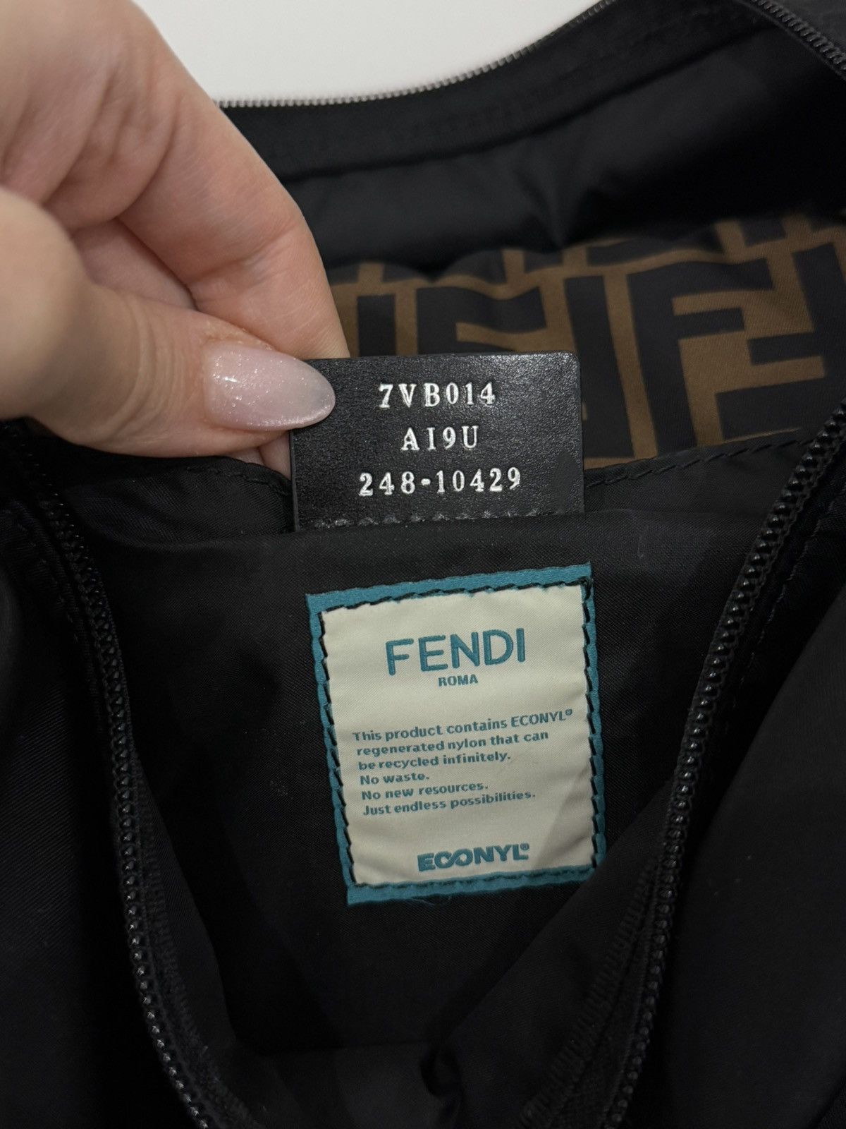 Fendi Fendi Changing Bag / Baby Bag / Diaper Bag Size ONE SIZE - 13 Thumbnail