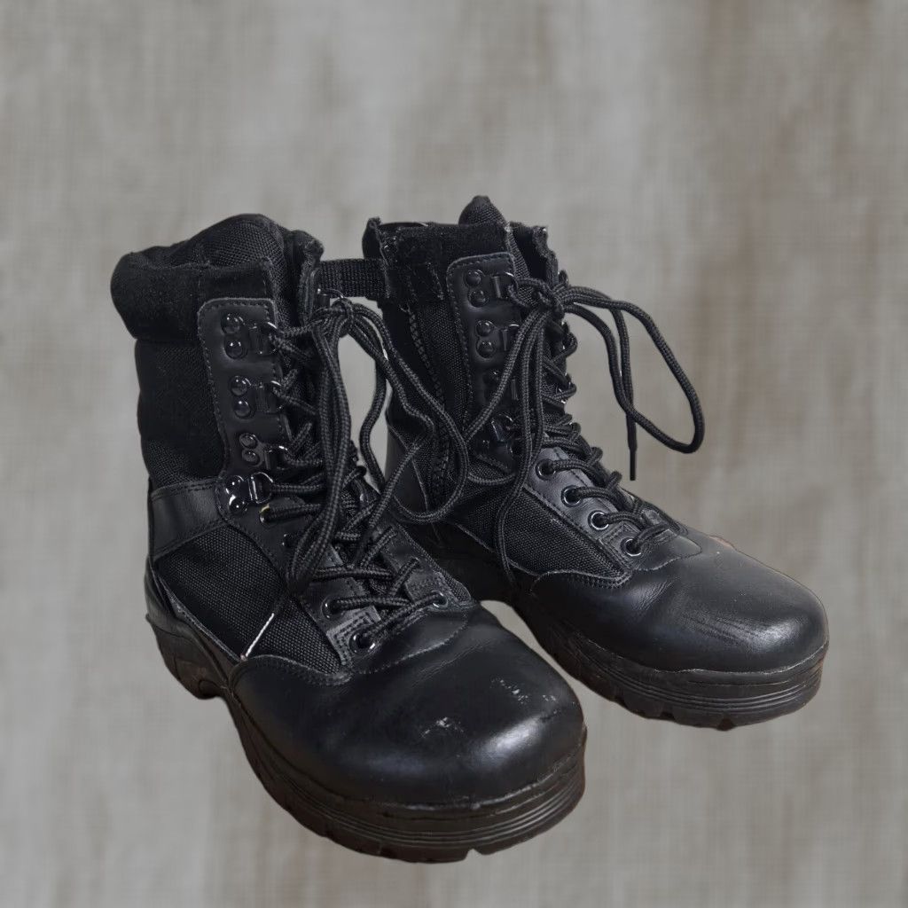 Vintage TRU-SPEC Mens Tactical Boots Side Zip Black 5.5R Insulated Military Boot Size US 5.5 / EU 38 - 1 Thumbnail