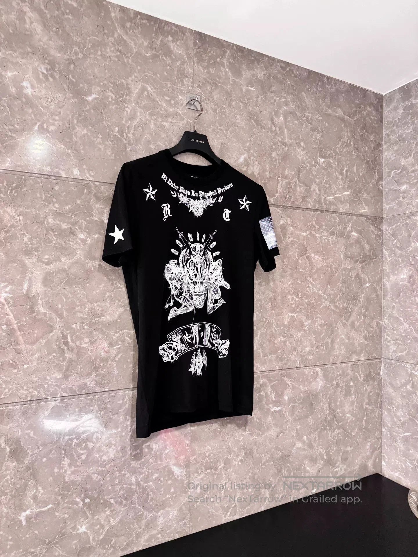 Givenchy Givenchy Black Graffiti Short. Size US S / EU 44-46 / 1 - 1 Thumbnail