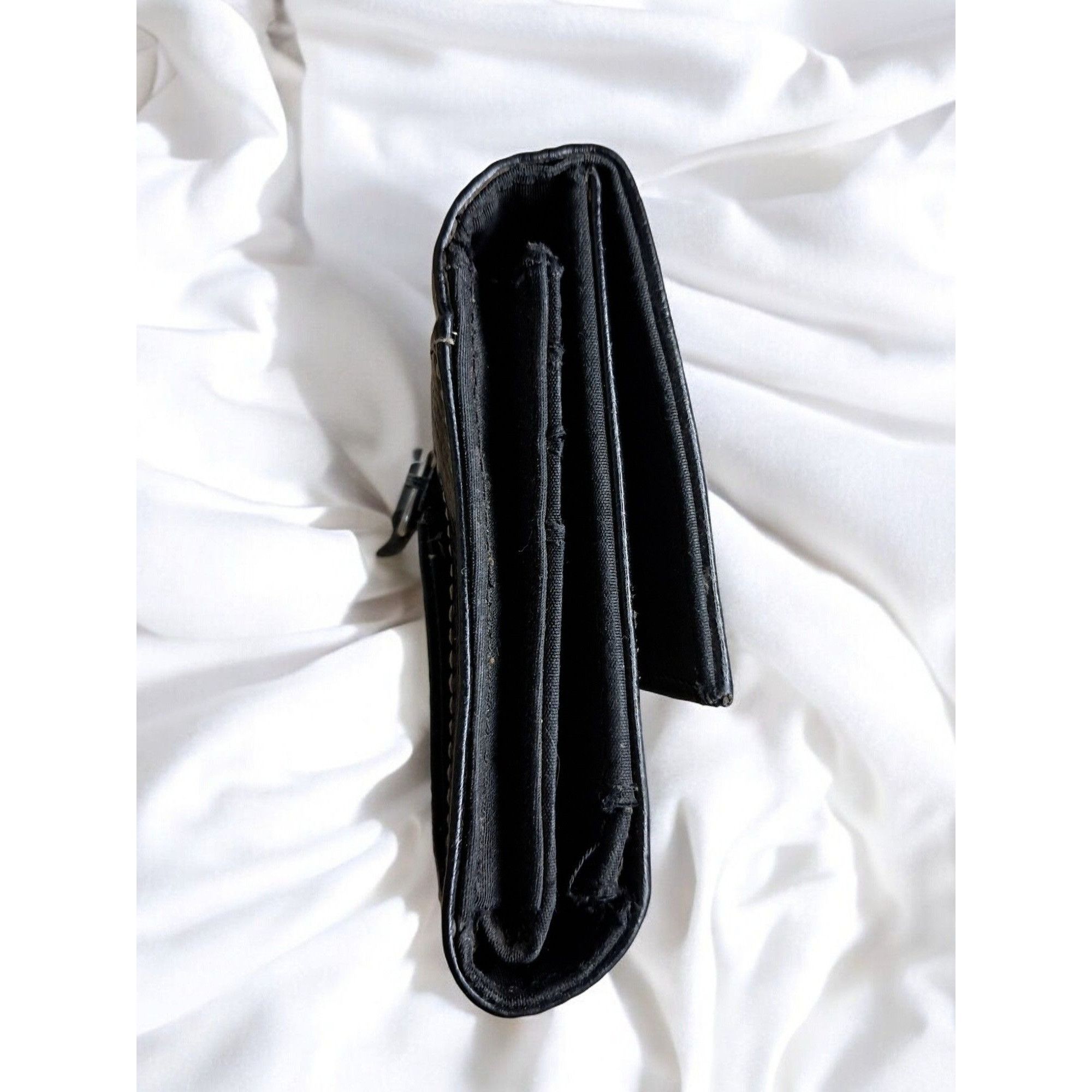 Other Liz Claiborne Black Leather Tri- Fold Check Book Style Walle Size ONE SIZE - 6 Thumbnail