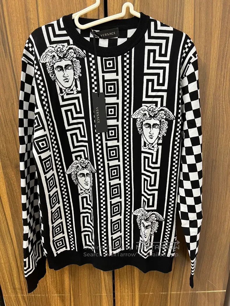 Other Versace Checkerboard back pattern Medusa knit Size US L / EU 52-54 / 3 - 1 Thumbnail