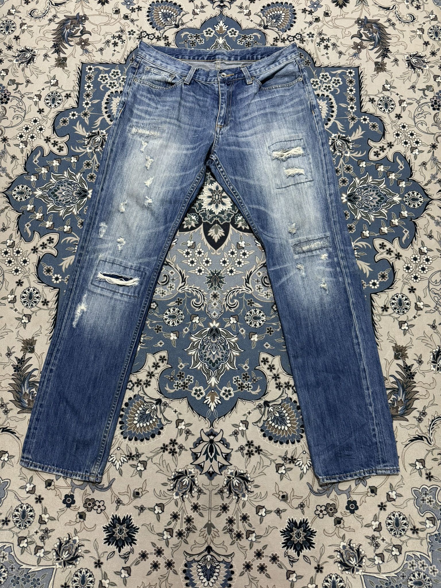 20471120 × Beauty Beast × Boycott Japanese Brand Boycott Distressed Denim Jeans Size US 32 / EU 48 - 1 Thumbnail