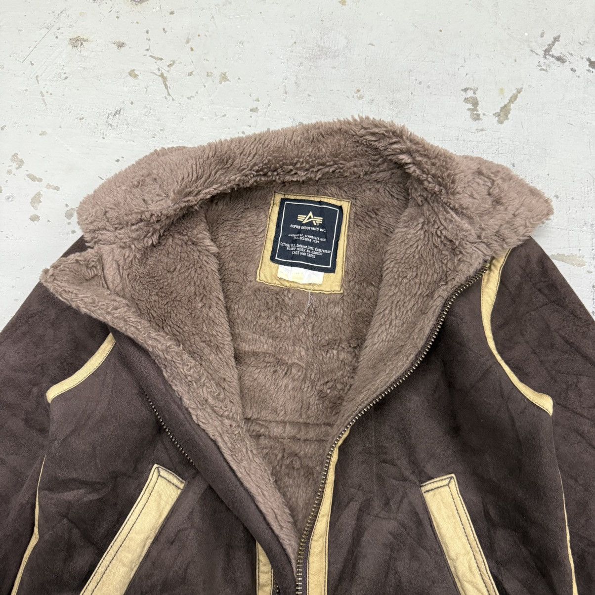 Alpha Industries Alpha Industries Sherpa B3 Flight Bomber Jacket Design Size US M / EU 48-50 / 2 - 4 Thumbnail