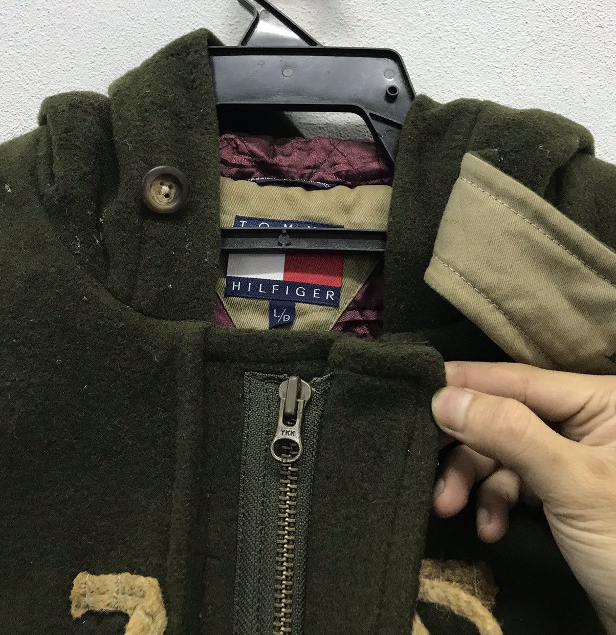 Tommy Hilfiger × Vintage Vintage Tommy Hilfiger Jacket Size US L / EU 52-54 / 3 - 4 Thumbnail