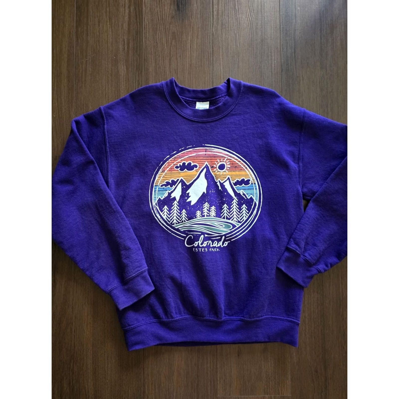 Vintage VINTAGE Gilden Sweatshirt Unisex Medium Purple Crew Neck Long Sleeve Logo Graphic Print Animals Nature Outdoor USA Hiking Camping All Seasons Size US M / EU 48-50 / 2 - 2 Thumbnail