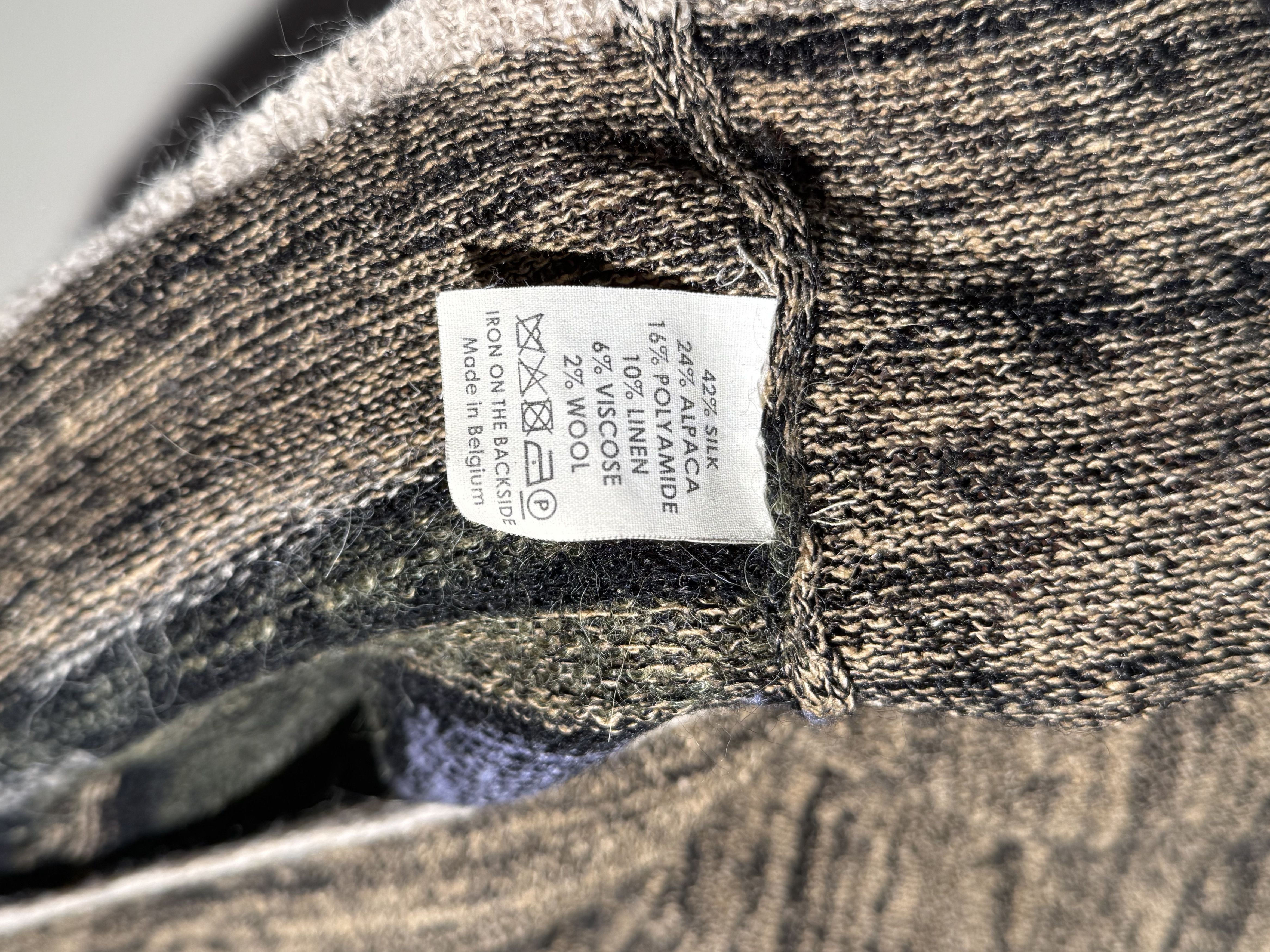Dries Van Noten Dries Van Noten SS17 Sleeveless Hand Knit Sweater Size US S / EU 44-46 / 1 - 7 Thumbnail