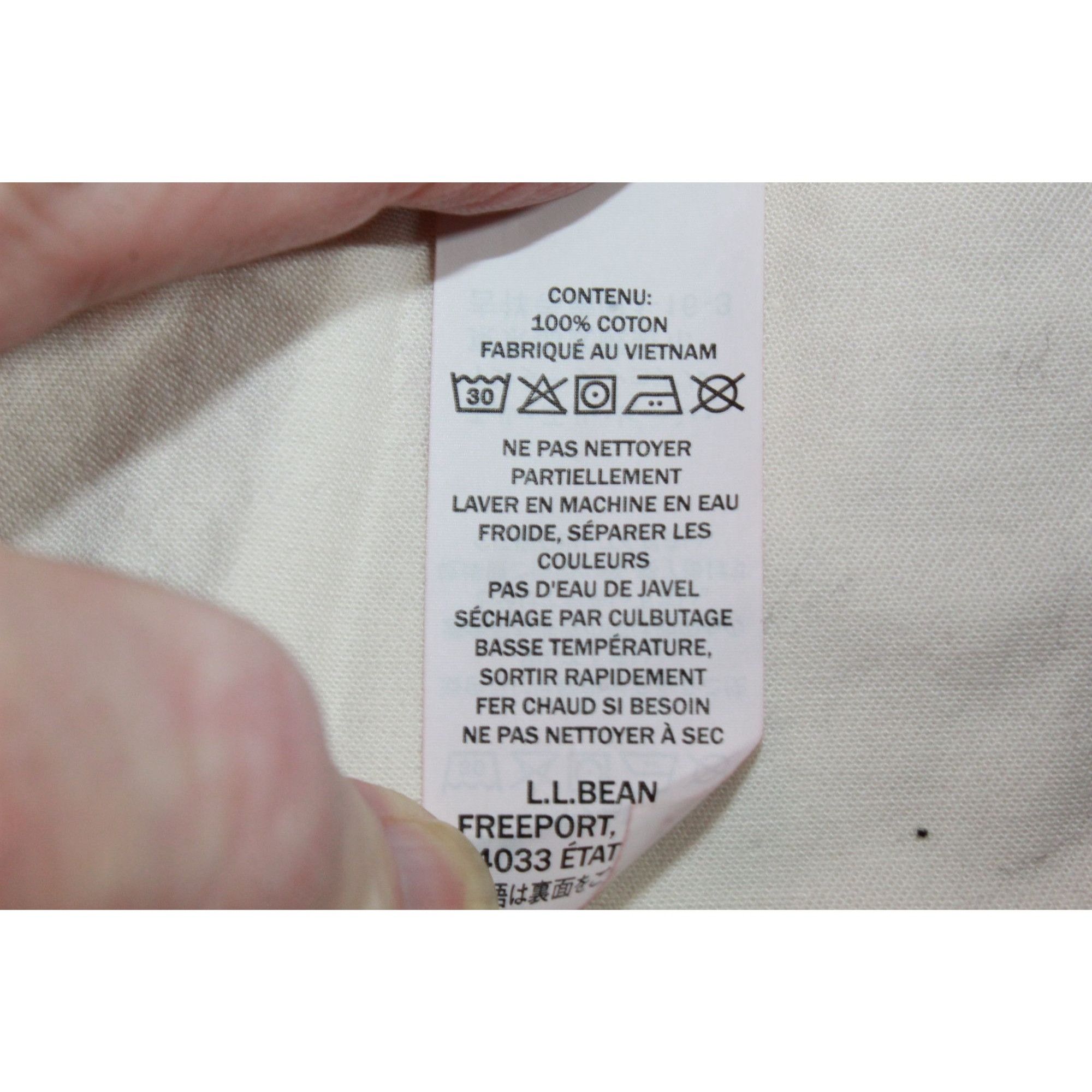 L.L. Bean LL Bean Men's Tropic Weight Cargo Shorts Comfort Waist Size US 40 / EU 56 - 8 Thumbnail