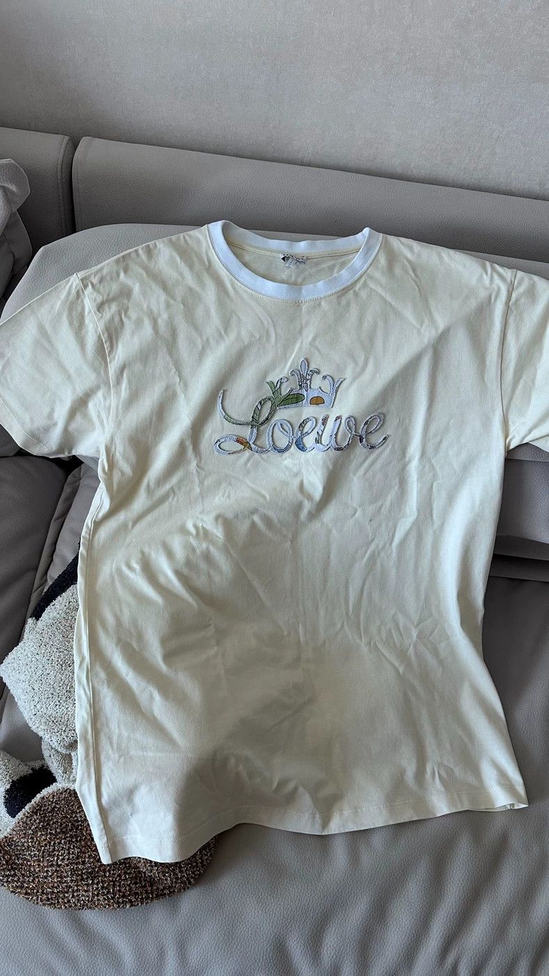 Loewe Loewe Short Sleeve Crown Print T-shirt - dmc Size US S / EU 44-46 / 1 - 1 Thumbnail