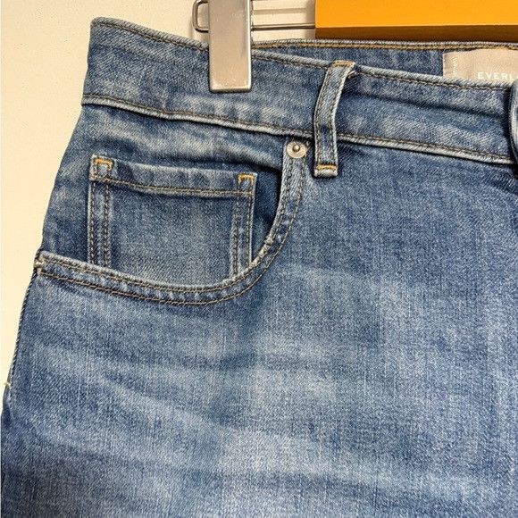 Everlane Everlane The Curvy Cheeky Jean Size 30 Ankle Raw Hem Blue Size 30" / US 8 / IT 44 - 4 Thumbnail