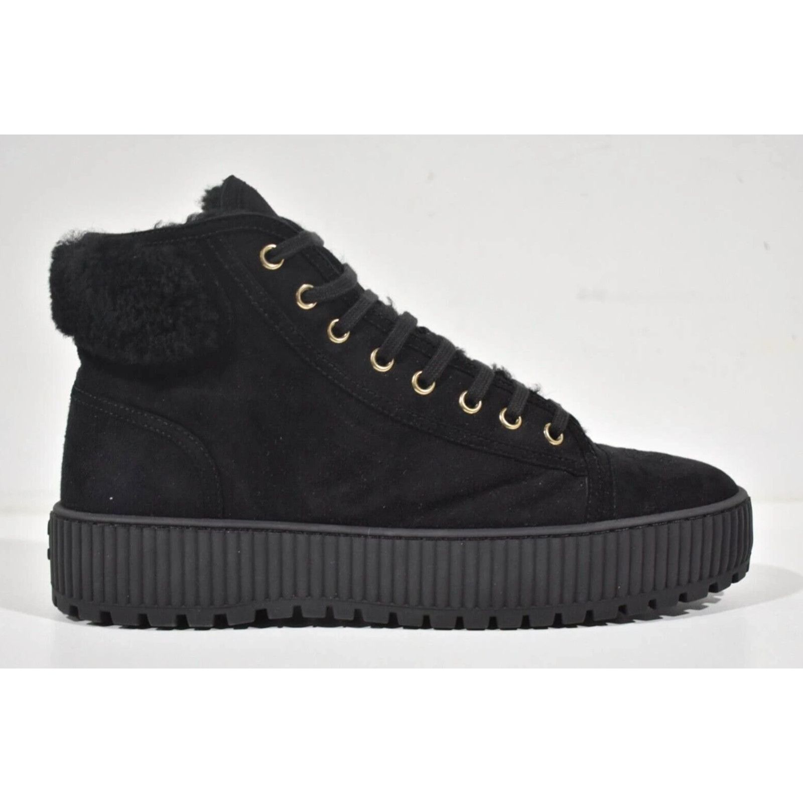 Chanel 21K Shearling Fur CC Logo Lace Up High Top Sneaker Boots 41 Size US 11 / IT 41 - 1 Thumbnail
