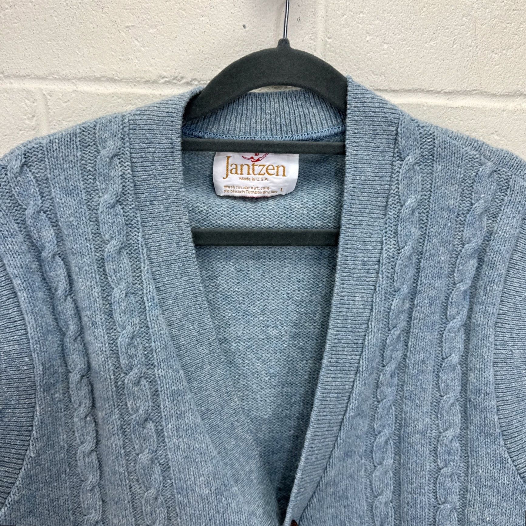 Jantzen VINTAGE Jantzen Cardigan Sweater Vest Mens Large Blue Wool Blend V-Neck Button Closure Sleeveless 70s Grunge Hipster Classic Casual Size US L / EU 52-54 / 3 - 3 Thumbnail