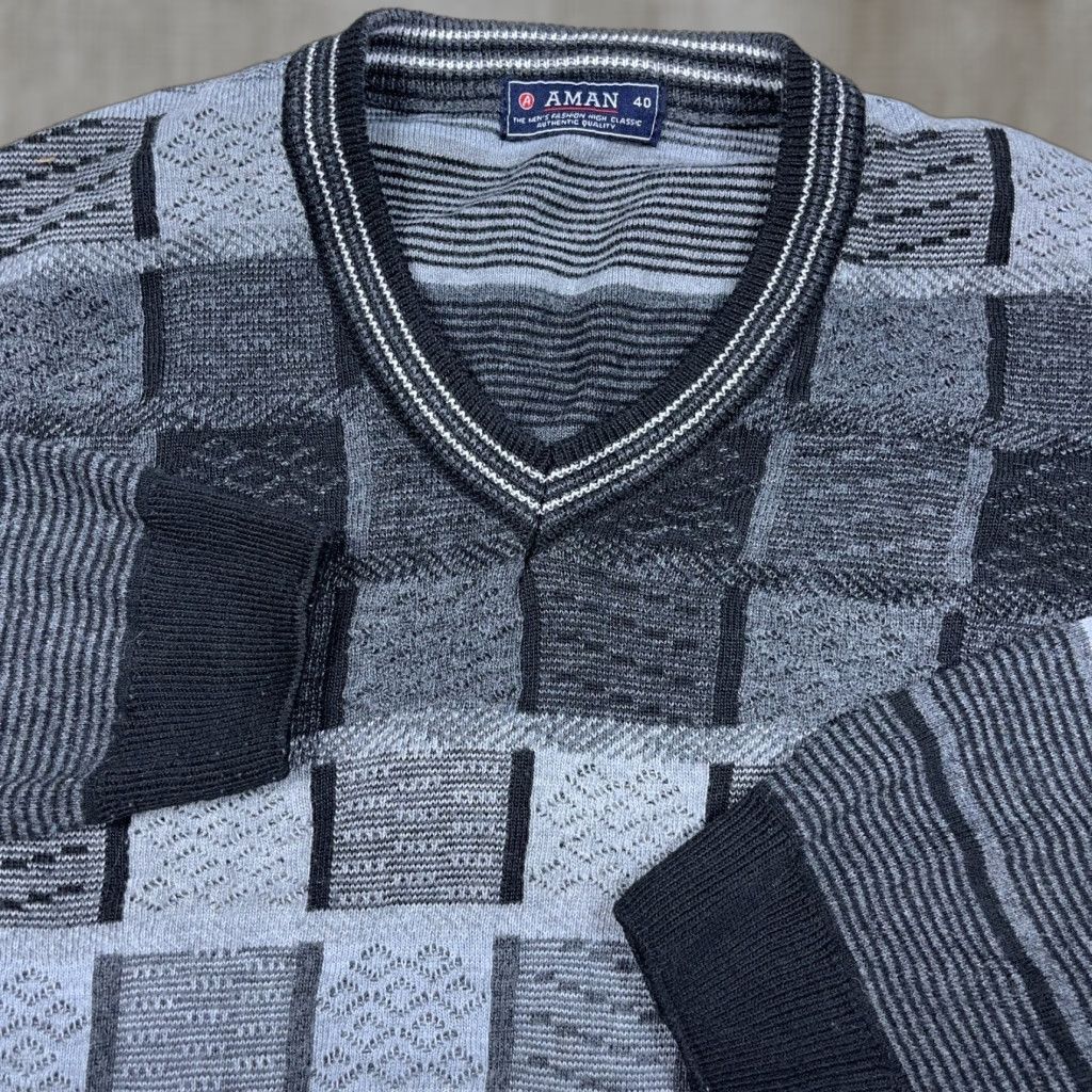 Vintage Vintage Aman Grandpa Sweater Men L Gray Black Geometric Knit Crewneck Pullover Knitwear 80s 90s Retro Streetwear Mens Size US L / EU 52-54 / 3 - 1 Thumbnail