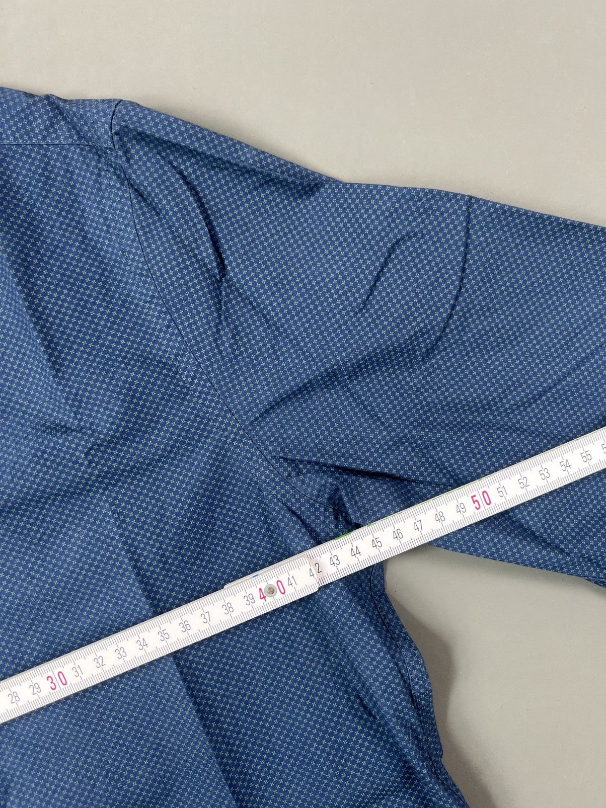 Tommy Hilfiger Tommy Hilfiger Shirt (S) Size US S / EU 44-46 / 1 - 7 Thumbnail