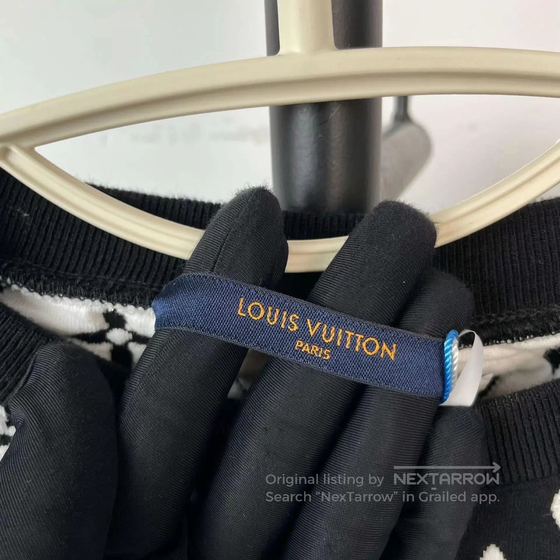 Louis Vuitton Black Patterned Long Sleeve Sweatshirt XS. Size US XS / EU 42 / 0 - 3 Thumbnail