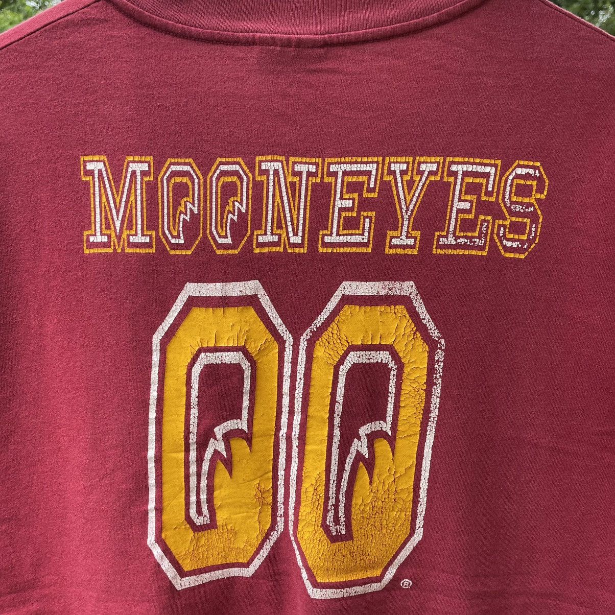 Hanes 🔥Vintage 90s Mooneyes Big Number Hit Japaense Brand Tee Size US L / EU 52-54 / 3 - 3 Thumbnail