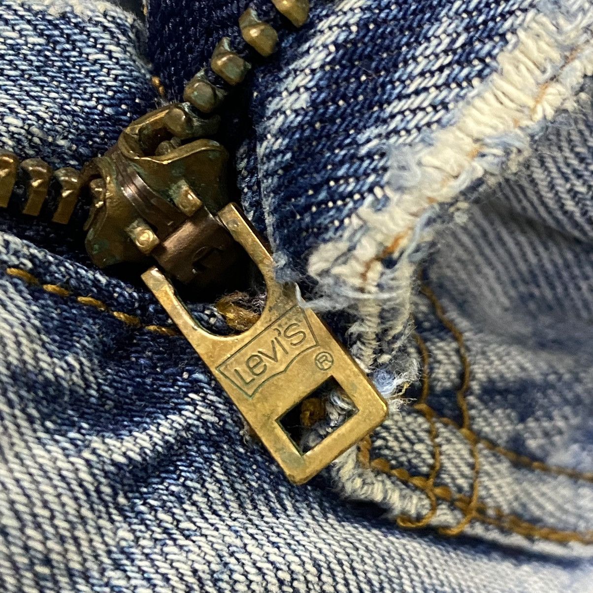 Levi's LEVIS 502 DISTRESSED CUSTOM MADE Size US 30 / EU 46 - 16 Thumbnail