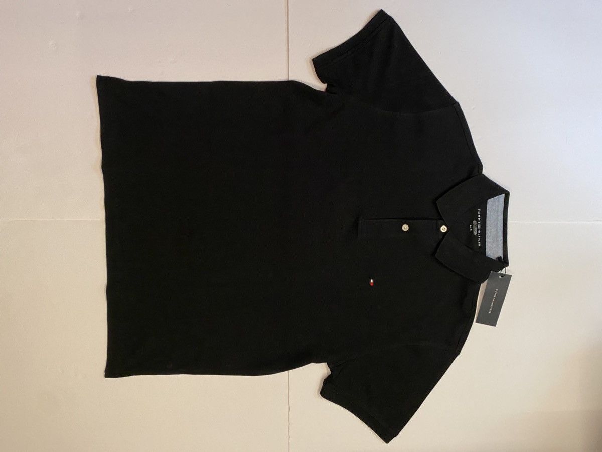 Tommy Hilfiger Tommy Hilfiger Mens Classic Fit Pique Polo Black Large NWT Size US L / EU 52-54 / 3 - 1 Thumbnail
